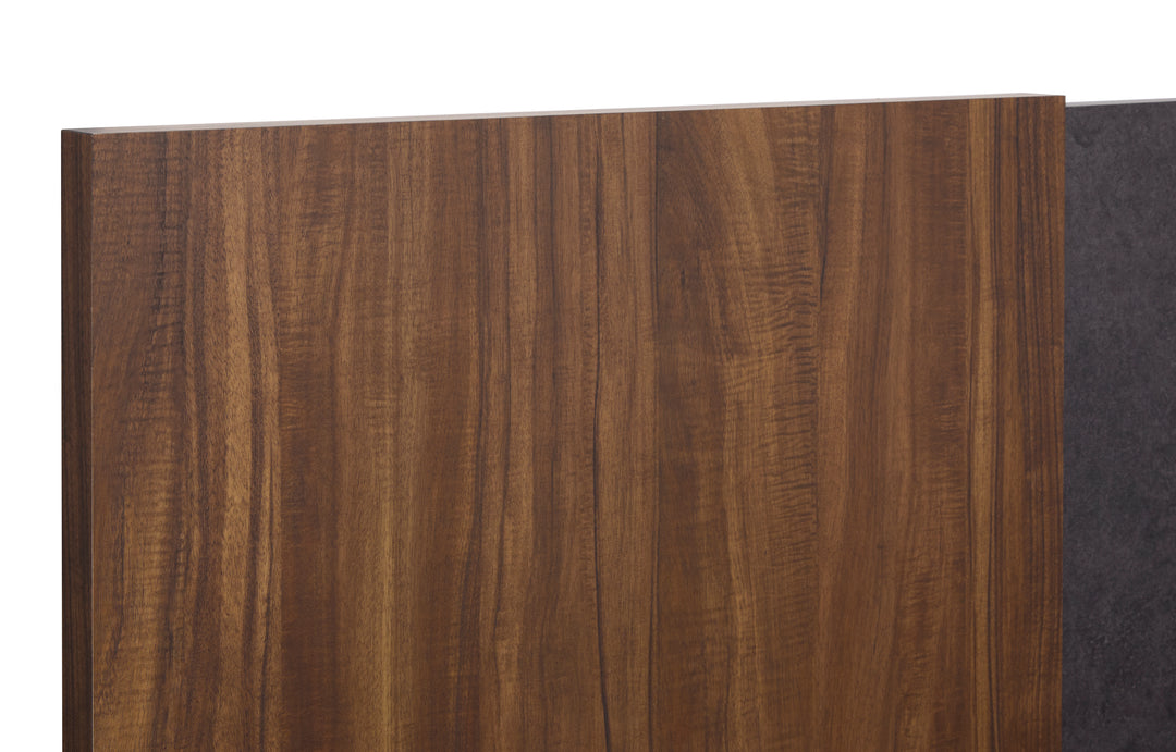 Jensen Tavern Brown Queen Panel Bed - B6306-54
