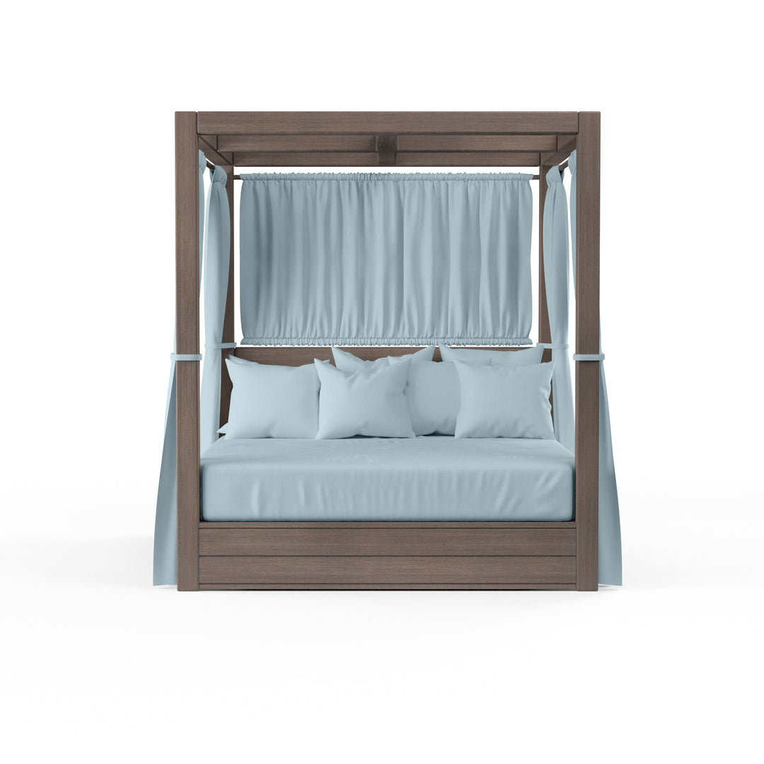 Laguna Resort King Daybed in Canvas Skyline, No Welt