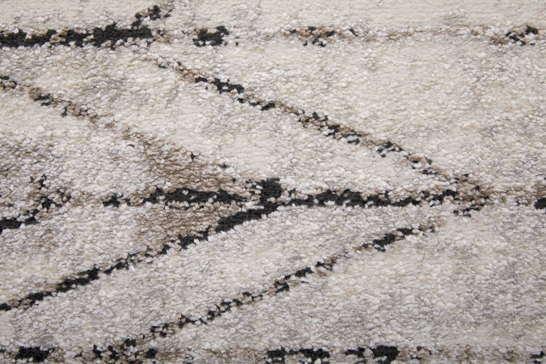 Runner/2'10" x 7'10"/Beige/Brown