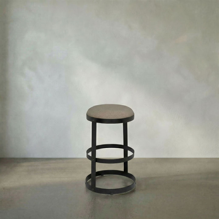 Noir - AI Hero - GSTOOL118MTB-S