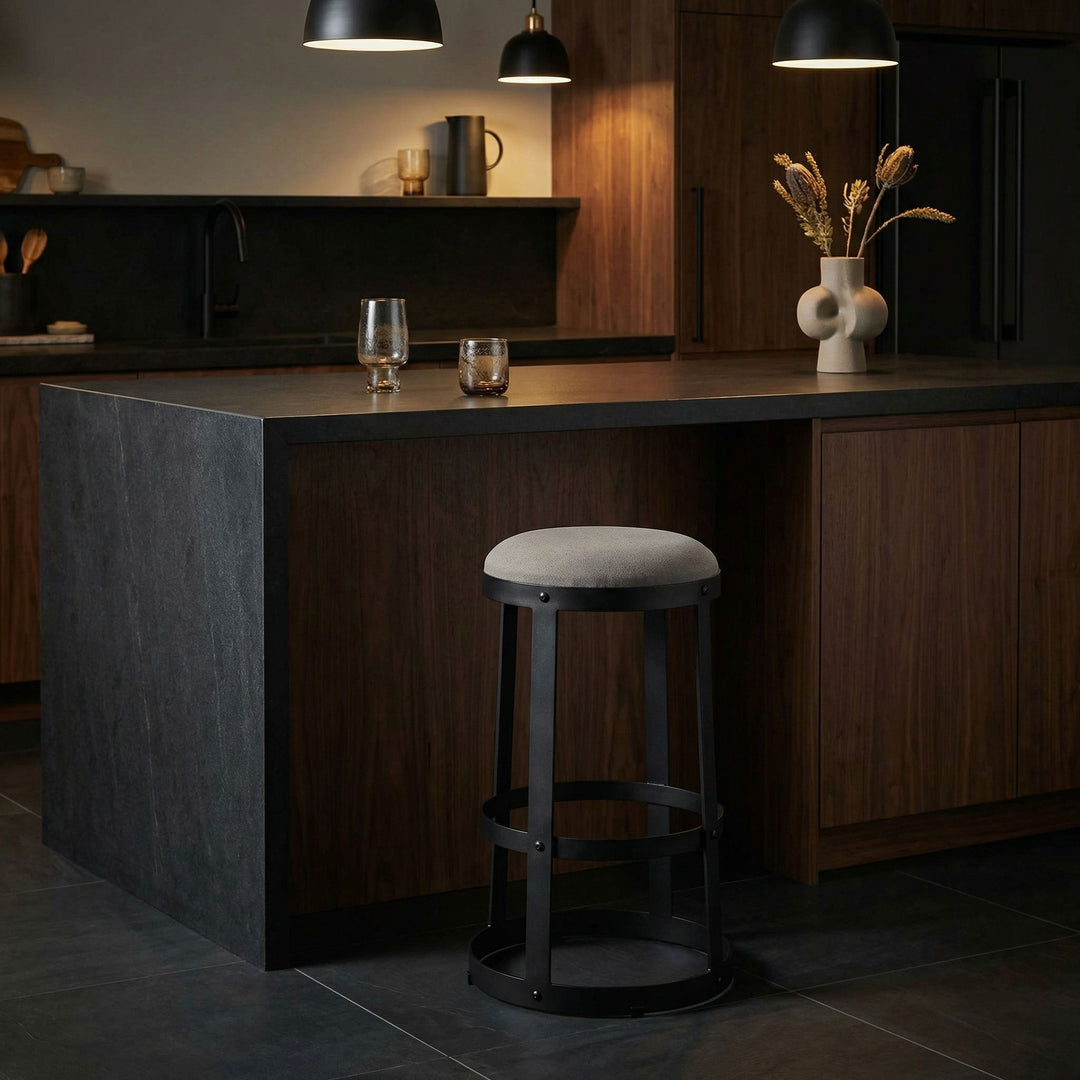 Noir - AI Lifestyle - GSTOOL118MTB-L