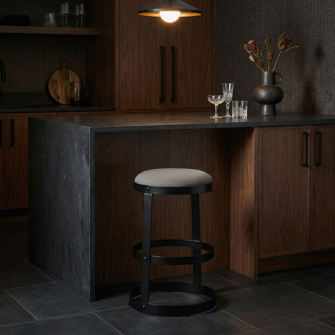 Noir - AI Lifestyle - GSTOOL118MTB-S