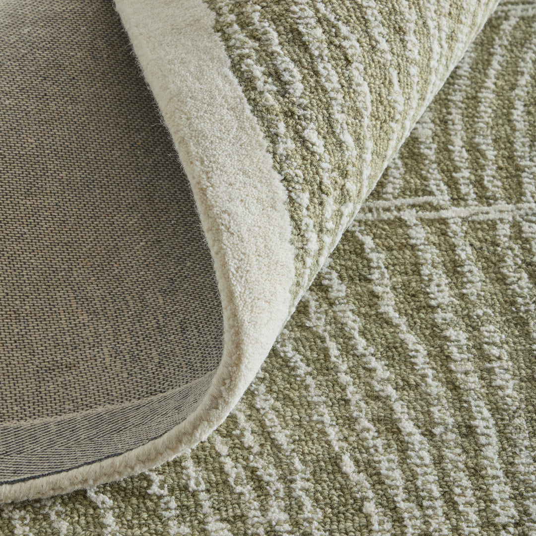 Rectangle/5' x 8'/Green/Ivory