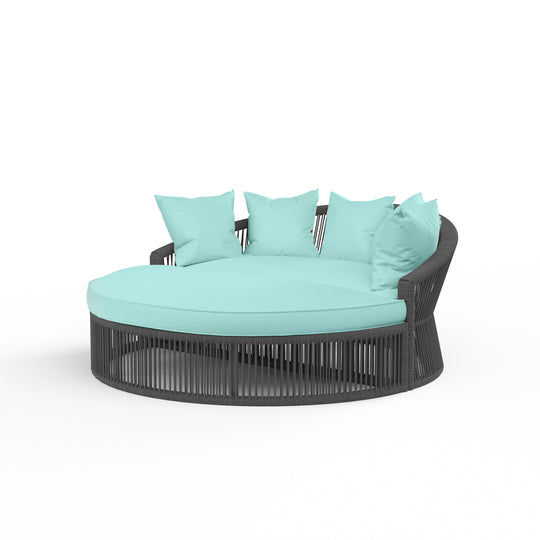 Milano Daybed in Dupione Celeste w/ Self Welt