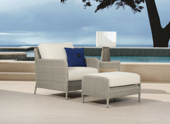 American Home Furniture | Sunset West - Manhattan Club Chair in Linen Canvas w/ Self Welt