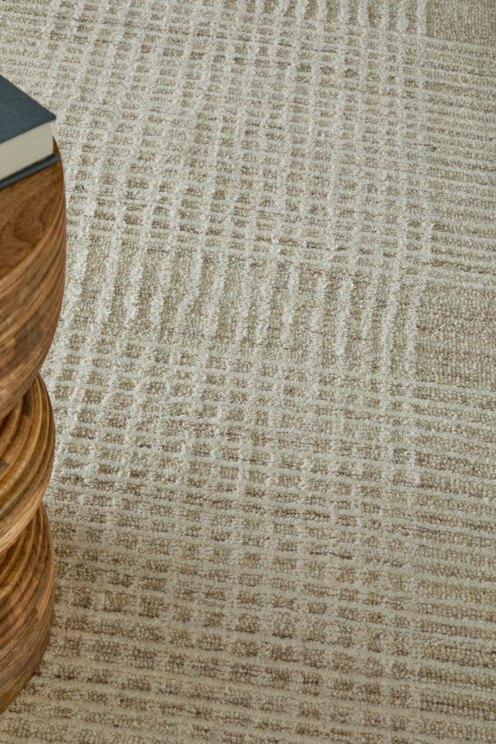 Rectangle/5' x 8'/Beige/Ivory