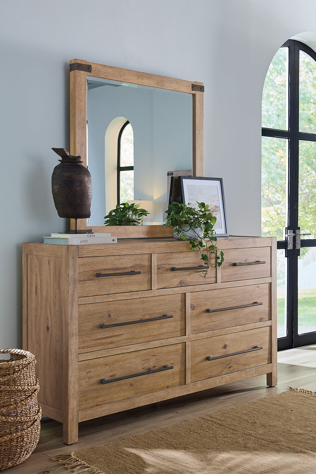 American Home Furniture | Hooker Furniture - Vineyard Row Seven-Drawer Dresser