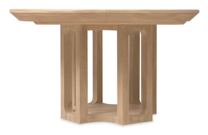 American Home Furniture Hooker Furniture Banyon Bay Round Dining Table with One 18-inch Leaf