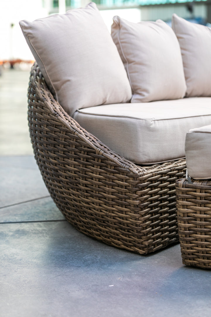 Havana Round Daybed in Canvas Skyline w/ Self Welt