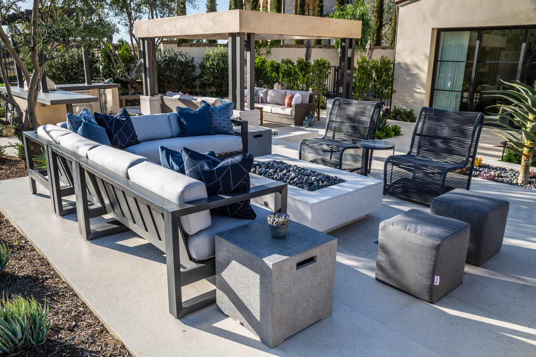 Redondo Sectional in Canvas Skyline, No Welt
