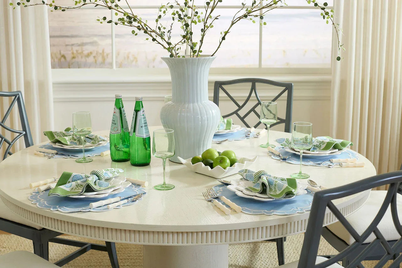 Villa and House Kinsley Dining Table DINING TABLES