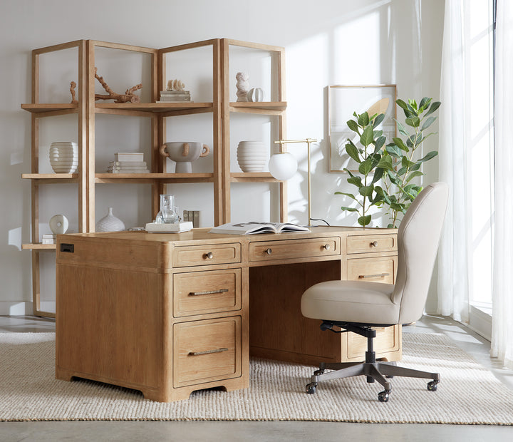 American Home Furniture | Hooker Furniture - Retreat Executive Desk