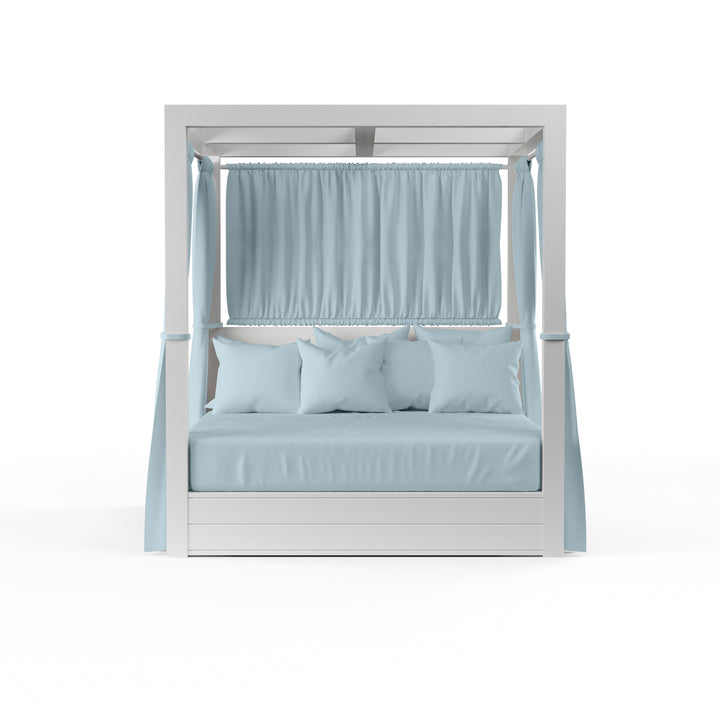 Newport Resort King Daybed in Canvas Skyline, No Welt