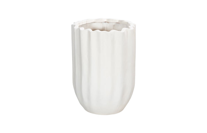 19.5"D x 19.5"W x 28"H