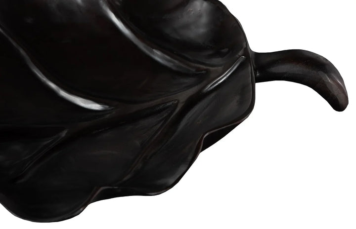 20"D x 16"W x 3"H/Black