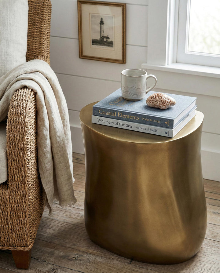 Mellow Side Table in setting