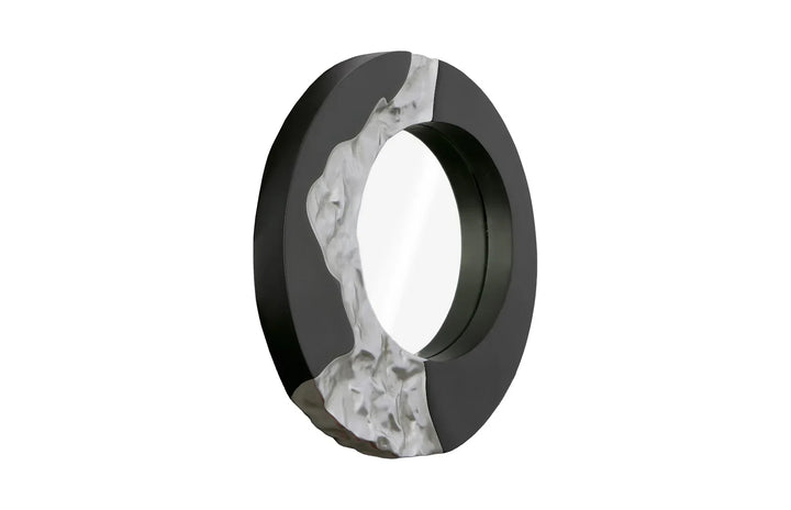 39"D x 4"W x 39"H/Black, Silver