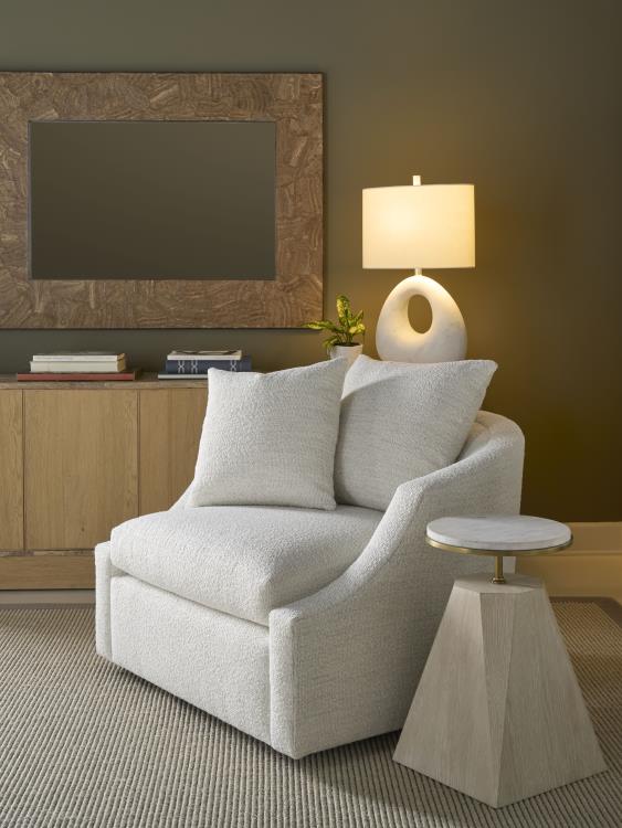 American Home Furniture Century Tatum Swivel Chair In 71660L10