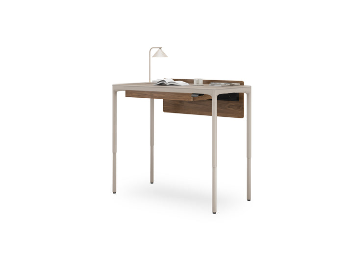 Luma 6766 Adjustable Back Panel