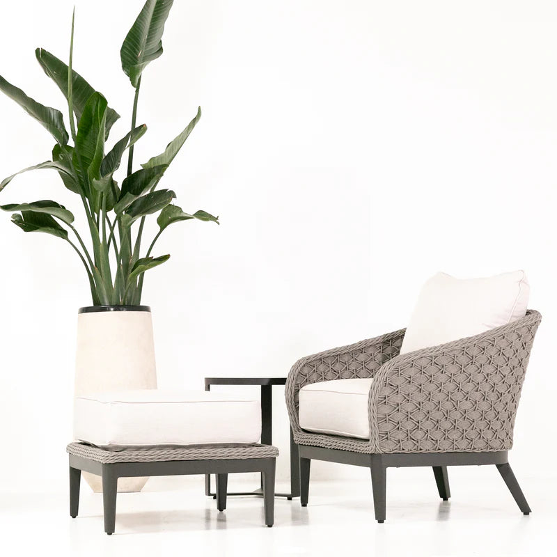 Marbella Ottoman in Dupione Celeste, No Welt