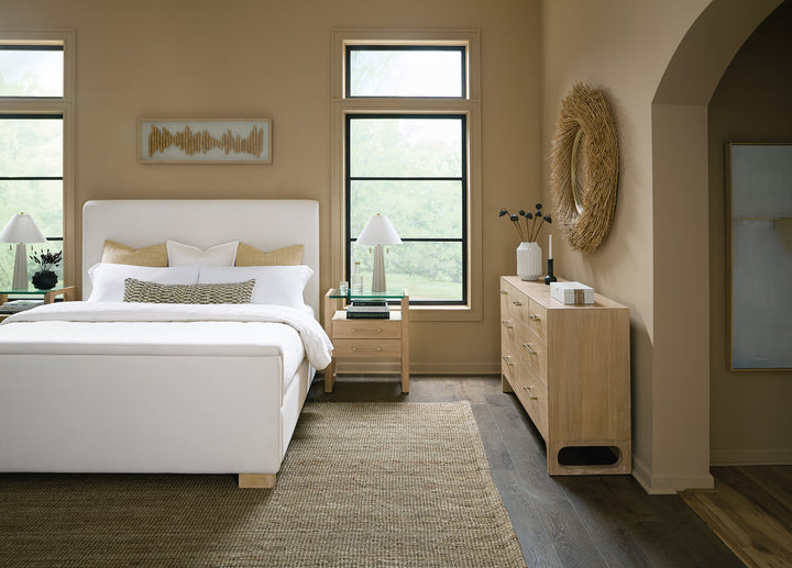 American Home Furniture Hooker Furniture Banyon Bay Seven Drawer Dresser