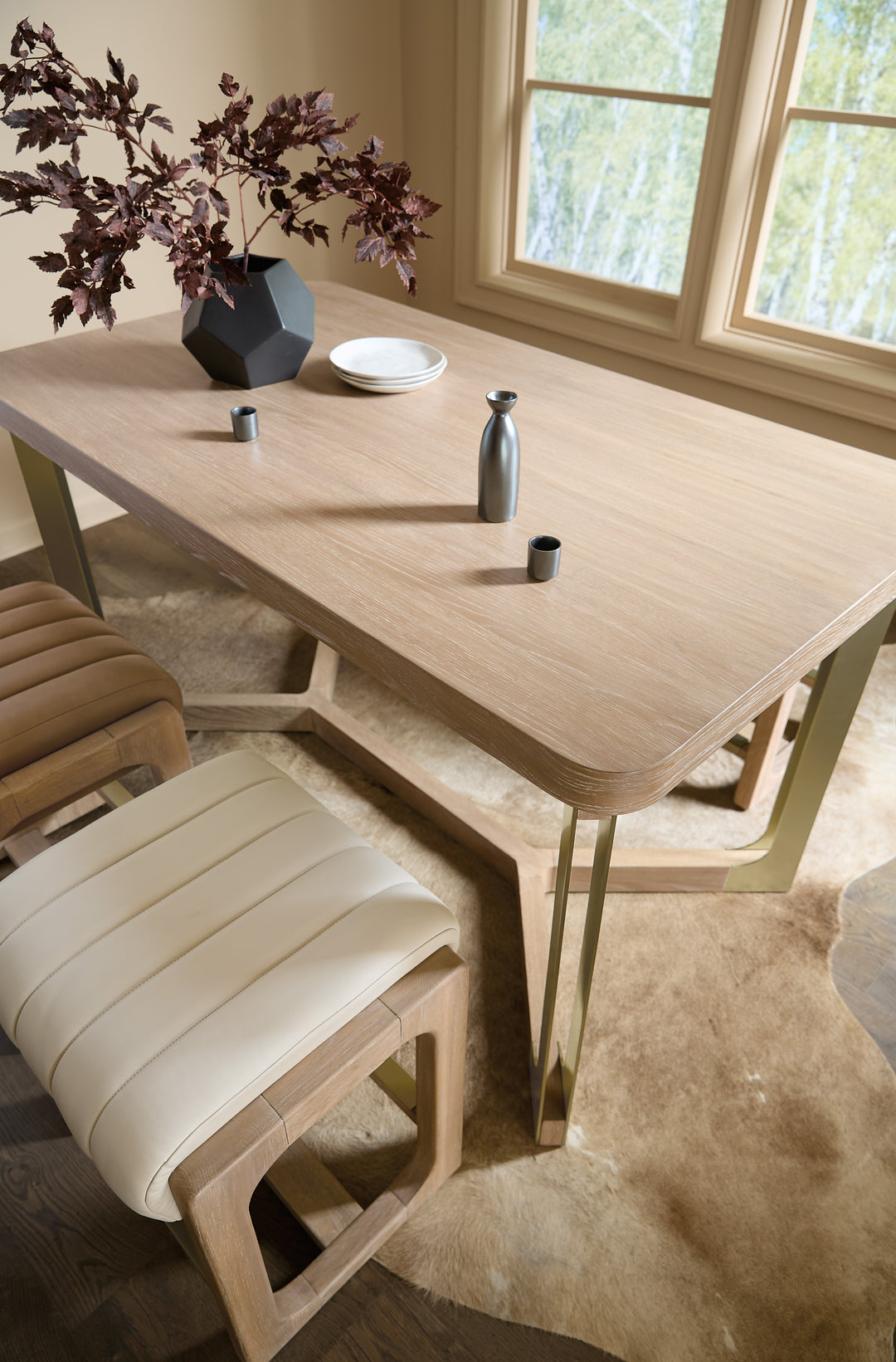 American Home Furniture Hooker Furniture Banyon Bay Gathering Table