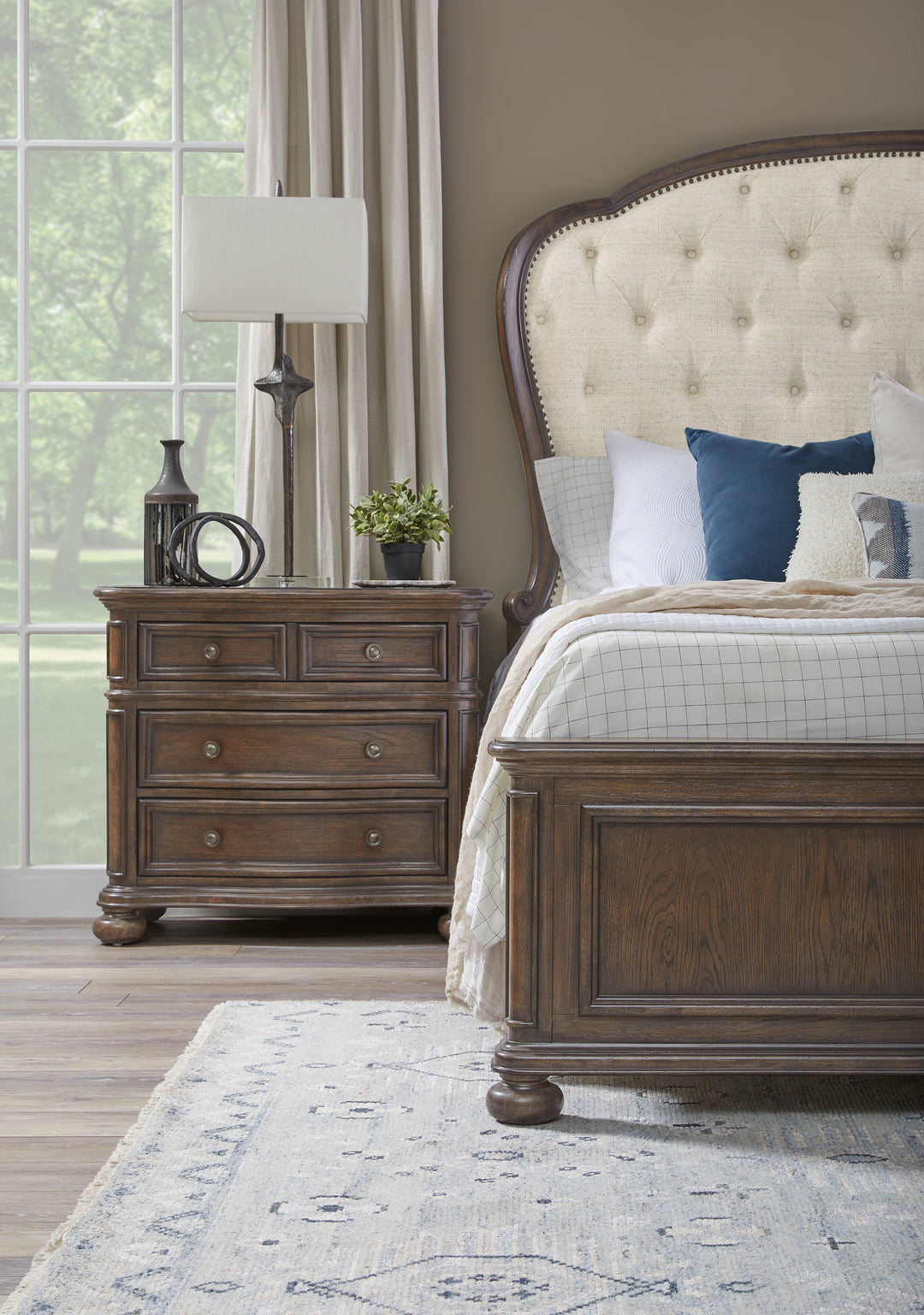 Saddle Creek Timber Brown Queen Upholstered Bed - P412-BR-K2