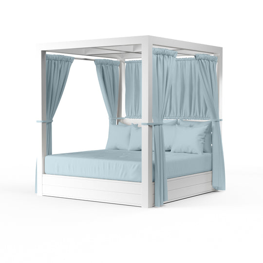 Newport Resort King Daybed in Canvas Skyline, No Welt