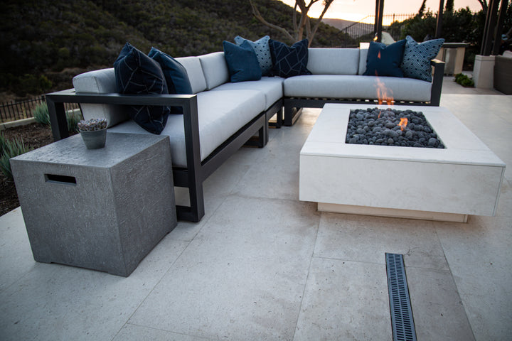 Redondo Sectional in Canvas Skyline, No Welt