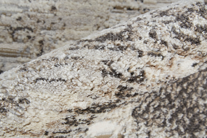 Runner/2'10" x 7'10"/Ivory/Charcoal