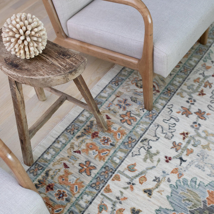 Lucca 2063LY - AmericanHomeFurniture