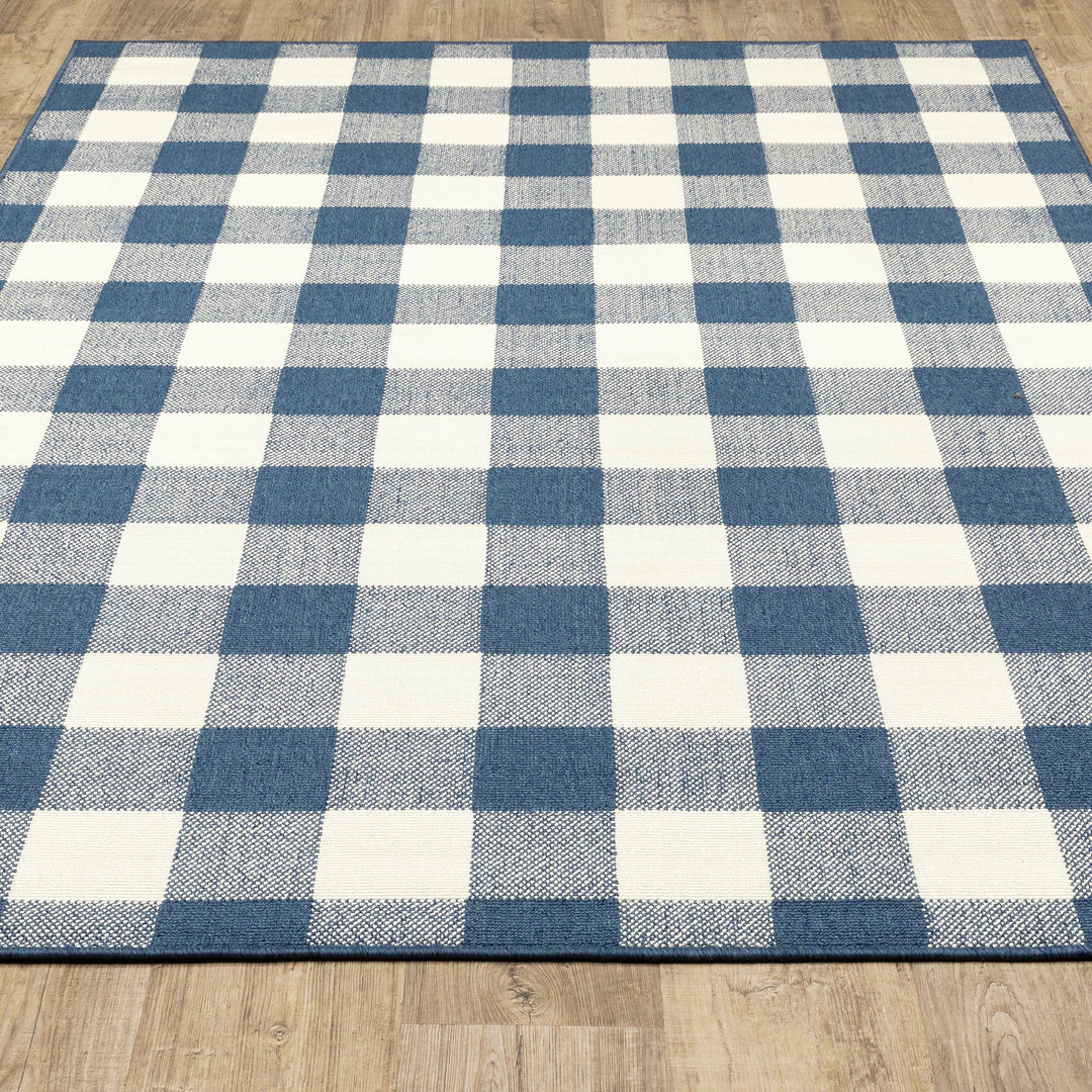 Meridian MAIMEIPLAID - AmericanHomeFurniture