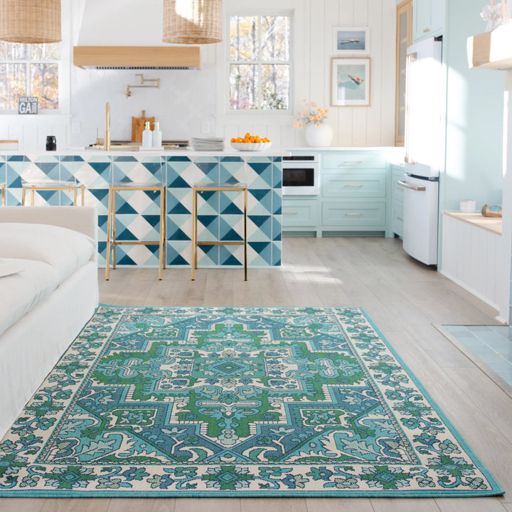 Meridian 2808G - AmericanHomeFurniture