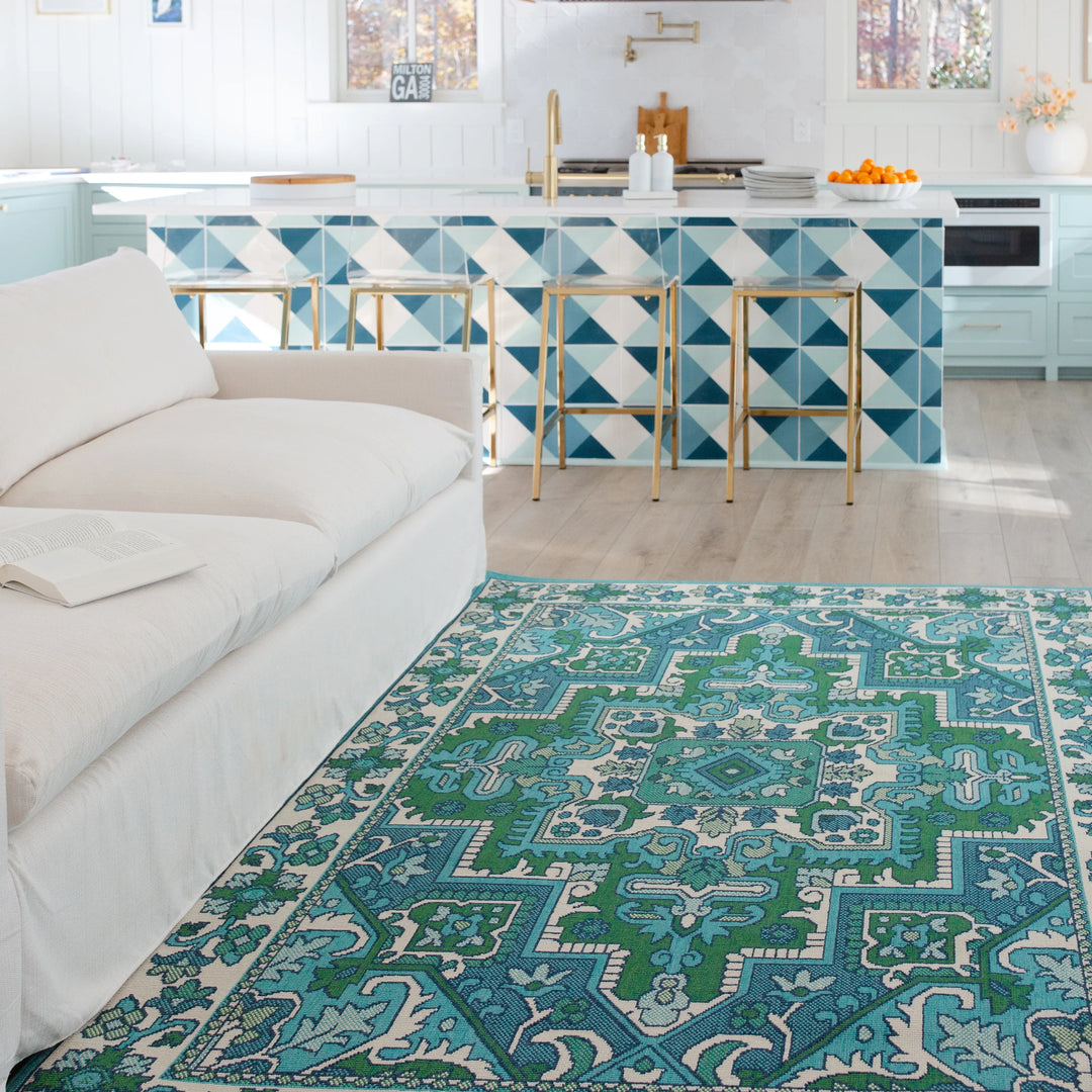 Meridian 2808G - AmericanHomeFurniture