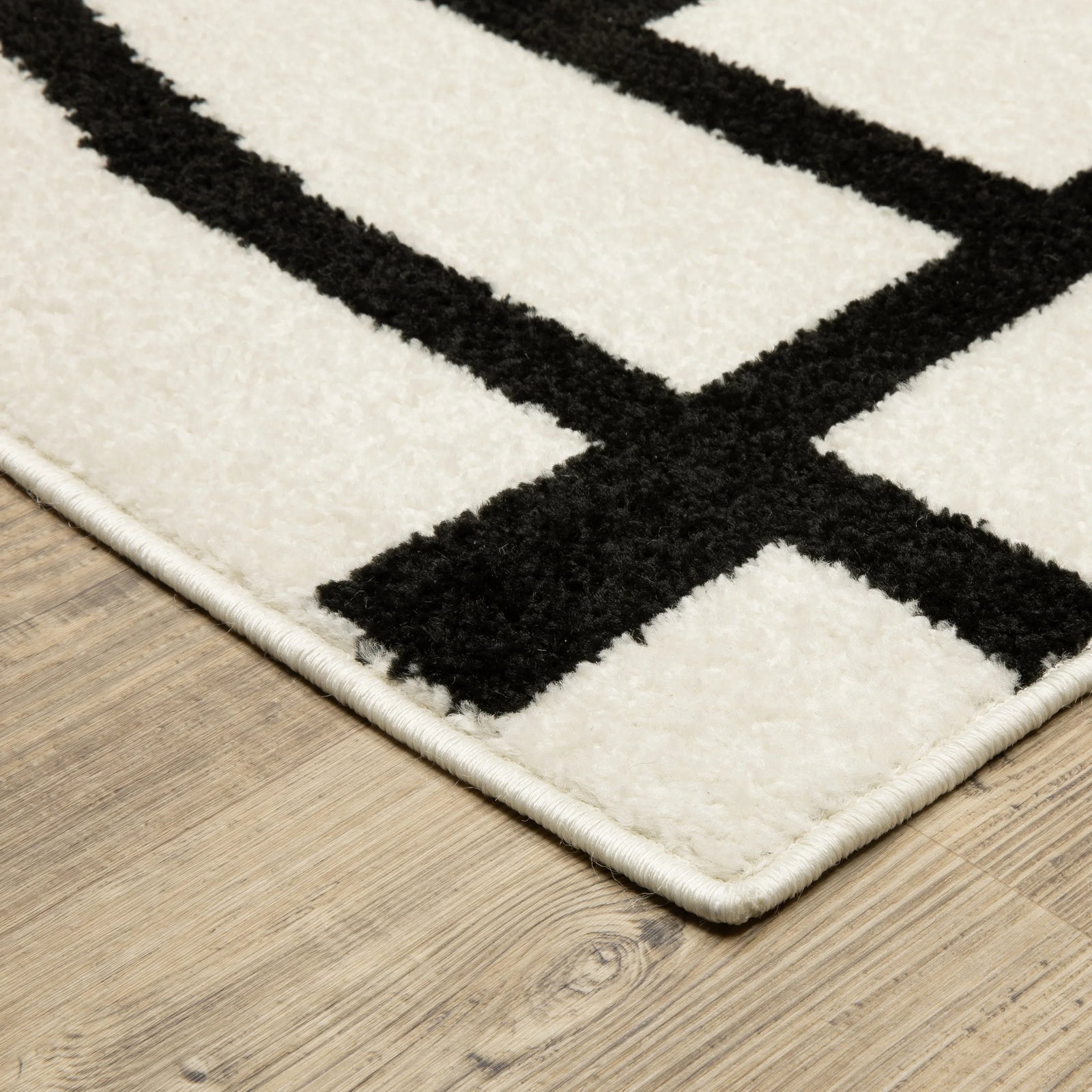 Oriental Weavers Quinn QUI06 RUGS