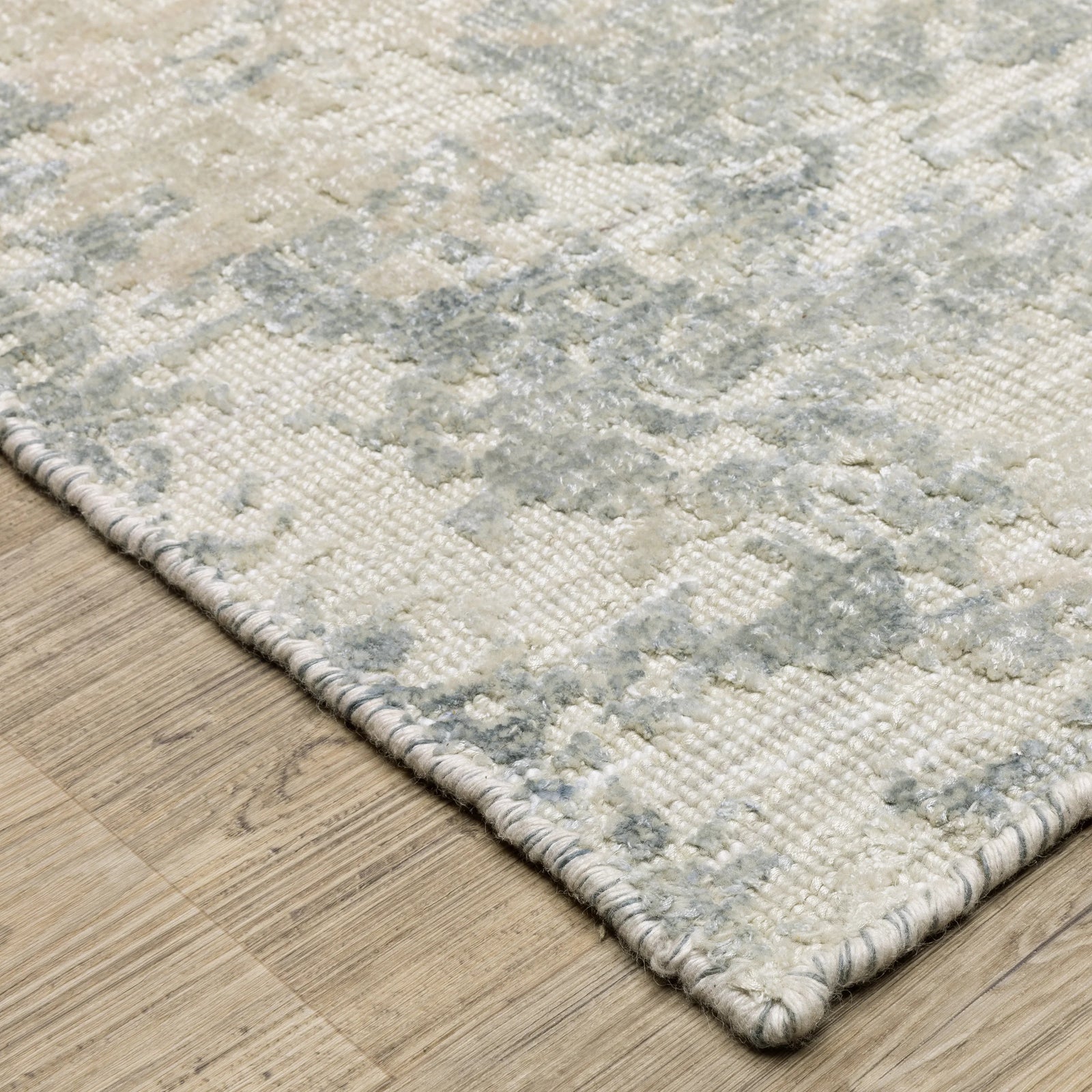 Oriental Weavers Solstice SLS03 RUGS