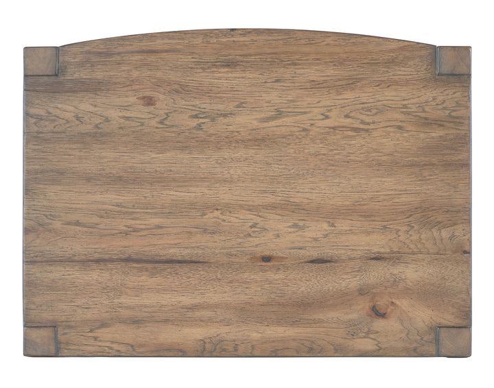 Sonoma: a light and airy vibe, reminiscent of the crisp white wines of the Sonoma region. Rustic, hammered bar pulls.