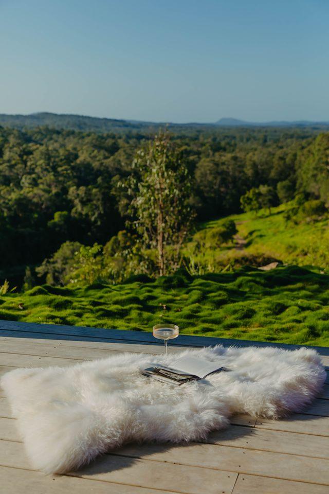 Long Wool Sheepskin Rug Single - AmericanHomeFurniture