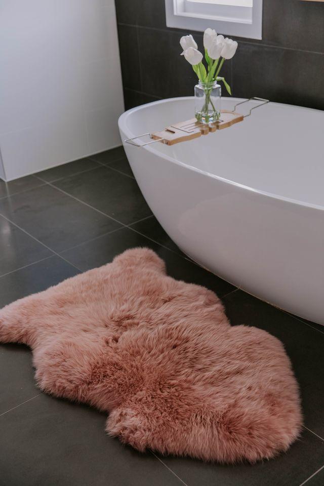 Long Wool Sheepskin Rug Single - AmericanHomeFurniture