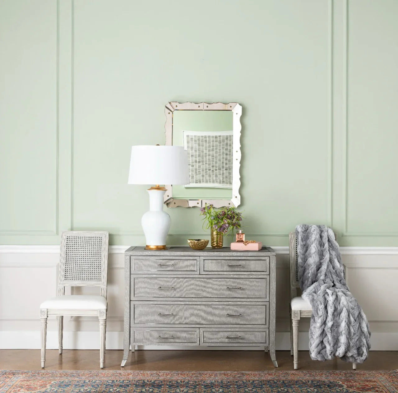 Villa and House Paulina Large 6-Drawer DRESSERS