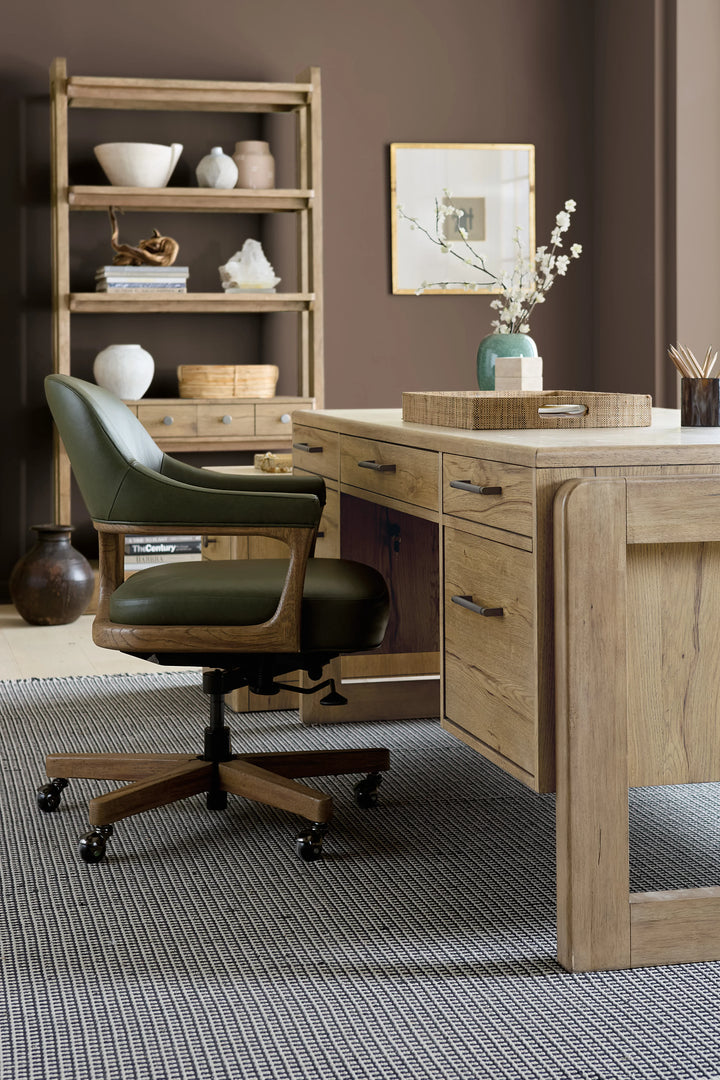 American Home Furniture Hooker Furniture Kalamazoo Executive Desk