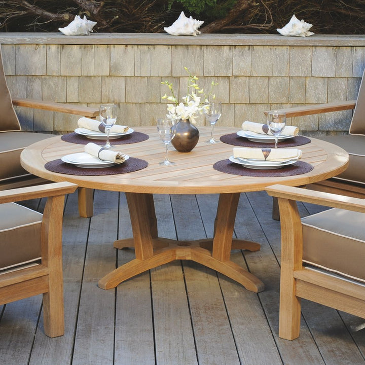 Chat 55" Round Table