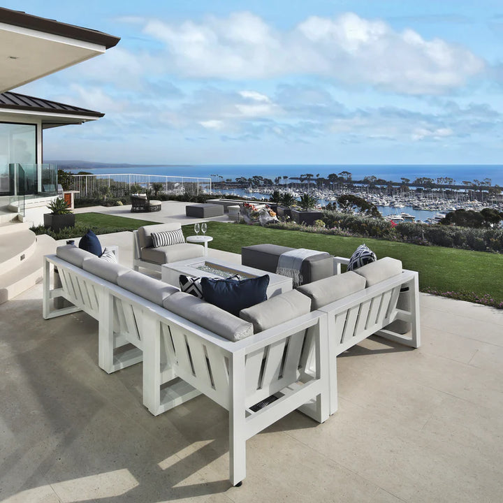 Newport Sectional in Canvas Skyline, No Welt