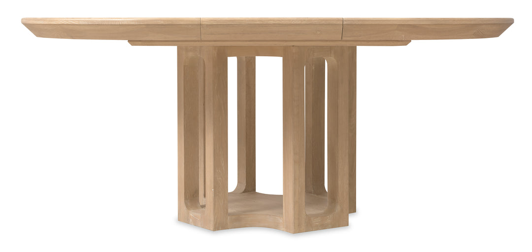 American Home Furniture Hooker Furniture Banyon Bay Round Dining Table with One 18-inch Leaf