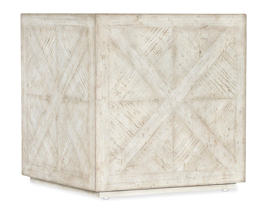 White/24''W x 24''L x 25''H