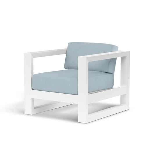 Newport Club Chair in Canvas Skyline, No Welt