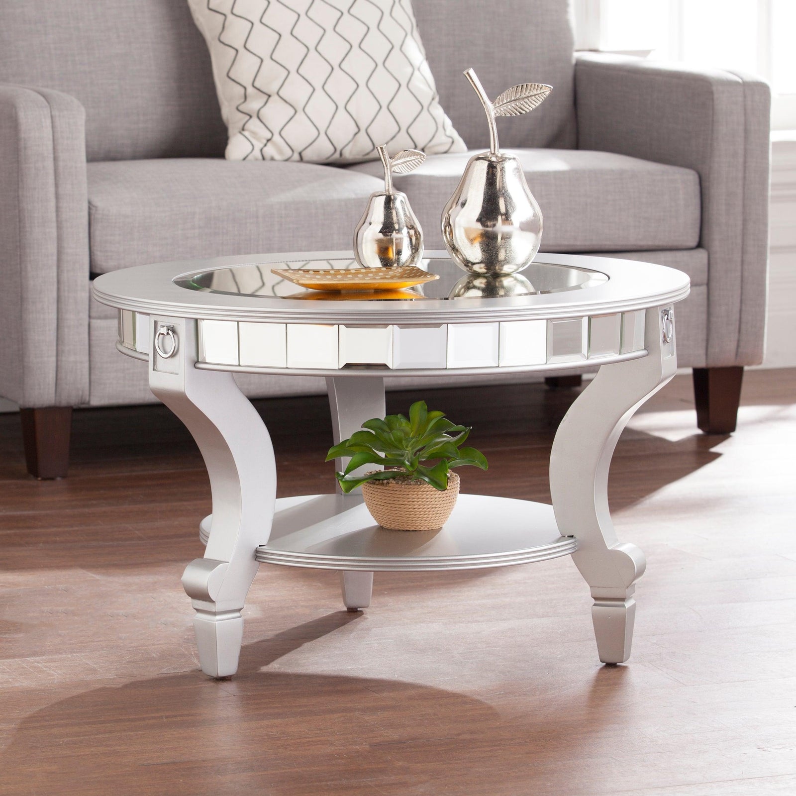 SEI Furniture Linsay Mirrored Round Cocktail Table COFFEE TABLES