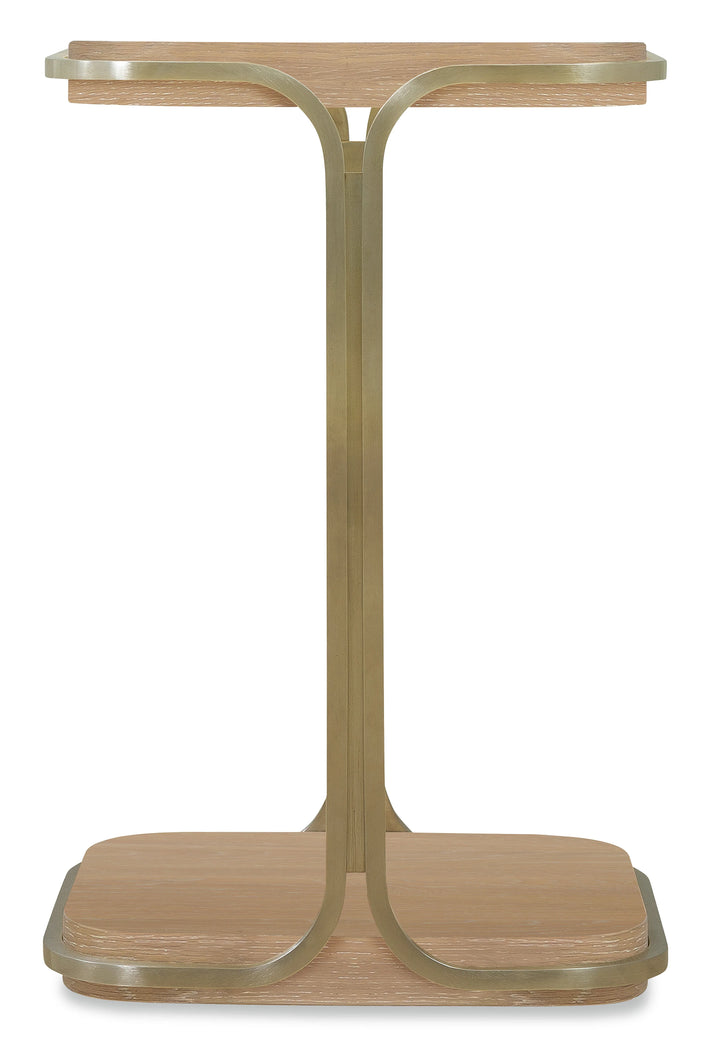 American Home Furniture Hooker Furniture Banyon Bay Accent Table