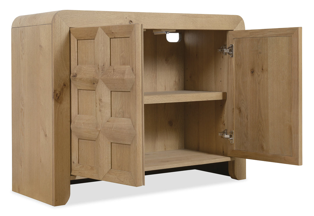 American Home Furniture Hooker Furniture Commerce and Market Haven Accent Chest