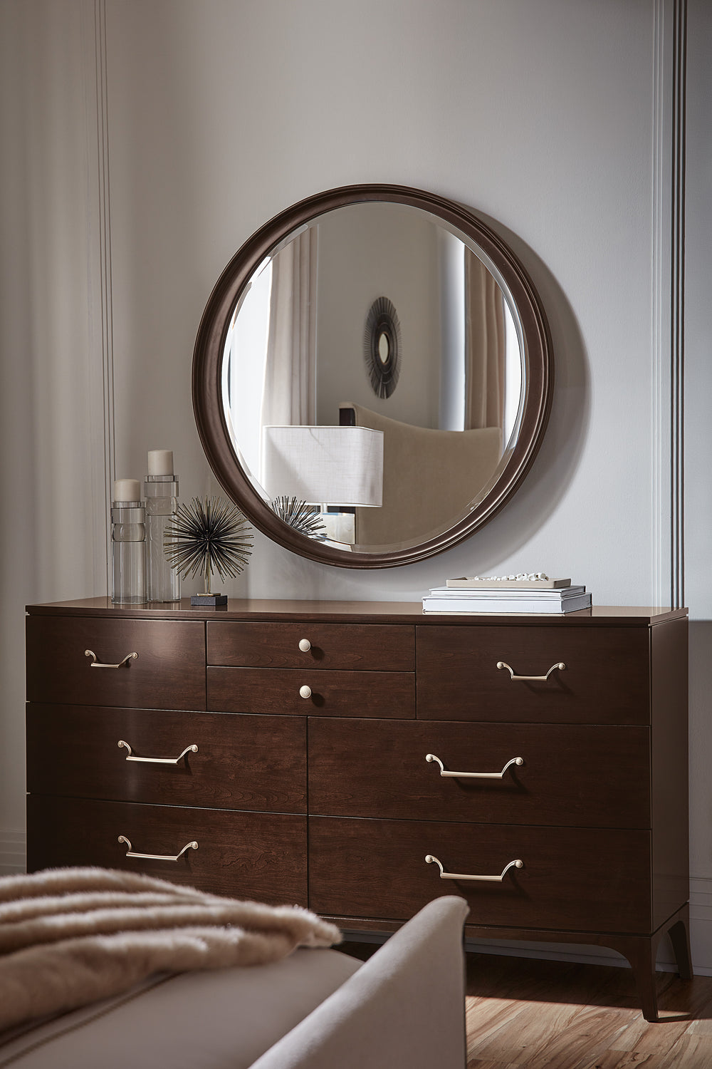 American Home Furniture | Hooker Furniture - Bella Donna Round Mirror